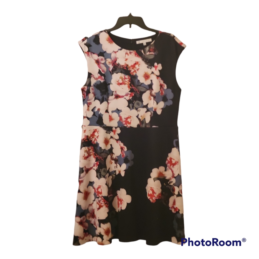 Mixt by Heidi Weisel Black Floral Short Sleeve A-Line  Scuba Dress, Size 14